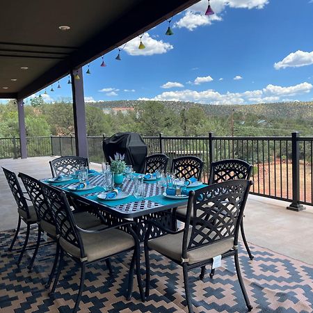 Close To Fresh Creek! Sleeps 12 ~ Amazing Views W/Serene Open Space ~ Hot Tub + Game Room ~ Trails Outside Sedona Bagian luar foto
